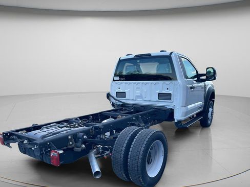 Used 2024 Ford F550 4x4 Regular Cab Super Duty image 10