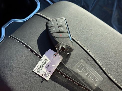 New 2026 GMC Acadia Elevation w/ Elevation Premium Package image 35