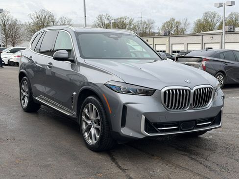 Certified 2024 BMW X5 sDrive40i image 7