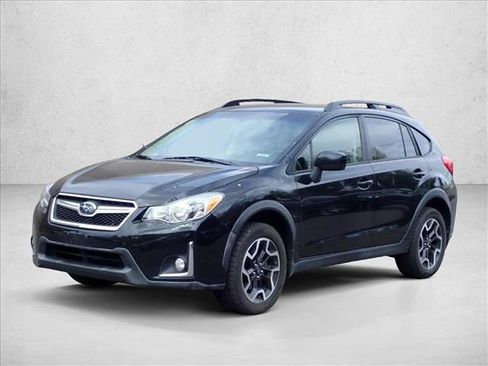 Used 2017 Subaru Crosstrek 2.0i Premium AWD/4WD image 11