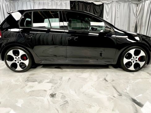 Used 2012 Volkswagen Golf 4-Door image 5