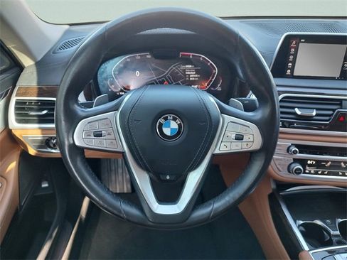 Used 2022 BMW 750i xDrive 750i xDrive image 14
