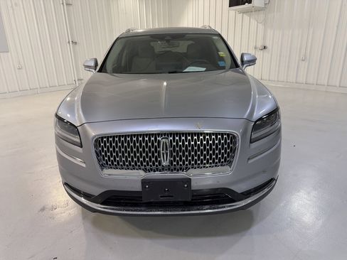 Used 2023 Lincoln Nautilus AWD w/ Premium Package image 8