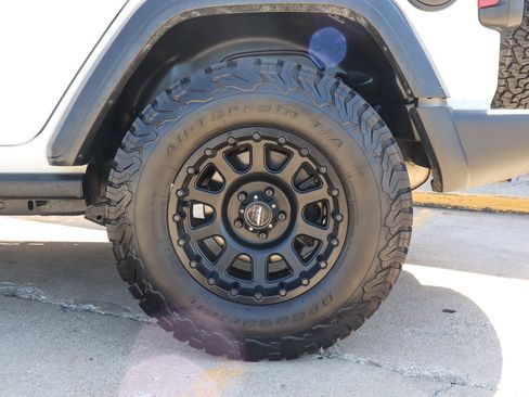 Used 2020 Jeep Wrangler Unlimited Sport AWD/4WD image 14