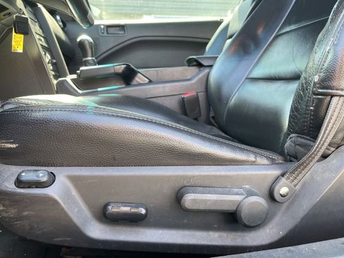 Used 2005 Ford Mustang Coupe RWD image 13