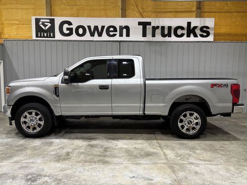 Used 2020 Ford F250 XLT w/ XLT Value Package AWD/4WD image 2