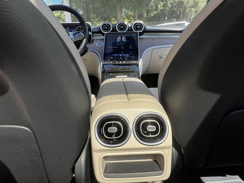 Used 2023 Mercedes-Benz C 300 Sedan image 36