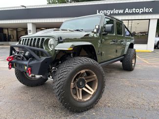 Used 2023 Jeep Gladiator Sport AWD/4WD video 1