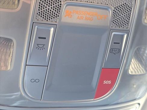 Used 2025 Genesis GV70 2.5T image 25