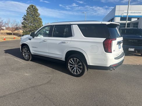 Used 2021 GMC Yukon Denali w/ Denali Premium Package image 34