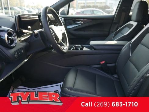 New 2025 Chevrolet Blazer EV LT image 36