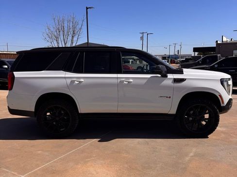 Used 2025 GMC Yukon AT4 Ultimate image 9