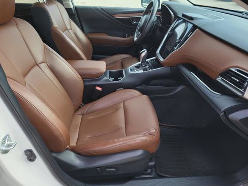 Used 2021 Subaru Outback Touring AWD/4WD image 9