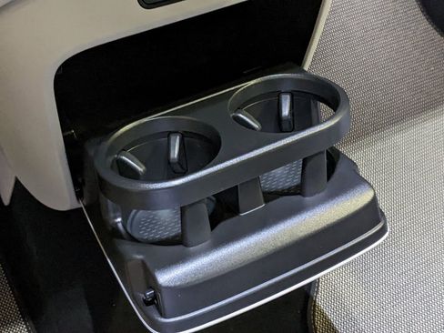 New 2025 Volkswagen ID. Buzz 1st Edition image 20