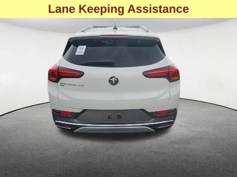 Used 2022 Buick Encore GX Essence w/ Experience Buick Package AWD/4WD image 7