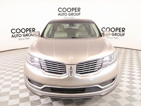 Used 2018 Lincoln MKX Reserve w/ Driver Assistance Package image 9