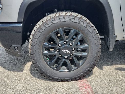 New 2026 Chevrolet Silverado 2500 LT w/ Trail Boss Package AWD/4WD image 9