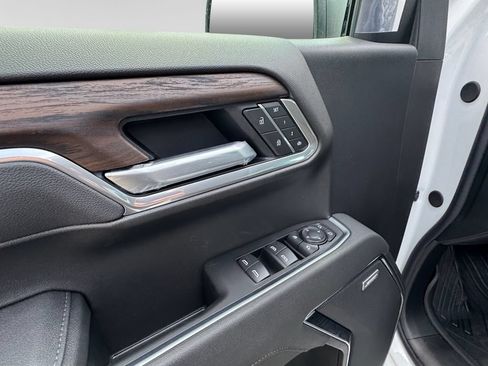 New 2026 GMC Acadia Elevation w/ Black Edition FWD image 13