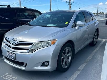 Used 2013 Toyota Venza XLE w/ XLE Premium Pkg