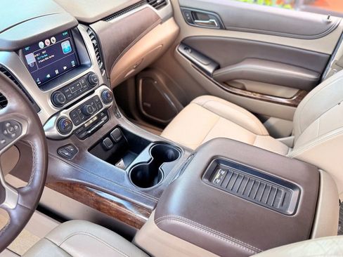 Used 2015 Chevrolet Tahoe LT w/ Luxury Package RWD image 15