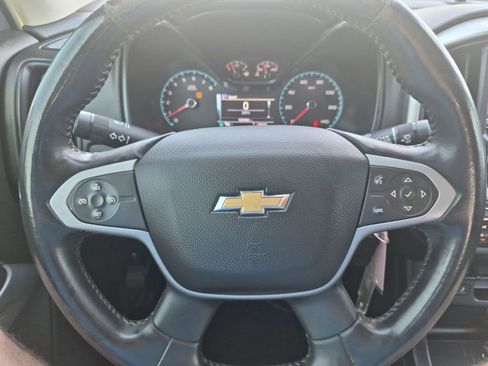 Used 2017 Chevrolet Colorado LT w/ Luxury Package, Chrome RWD image 14