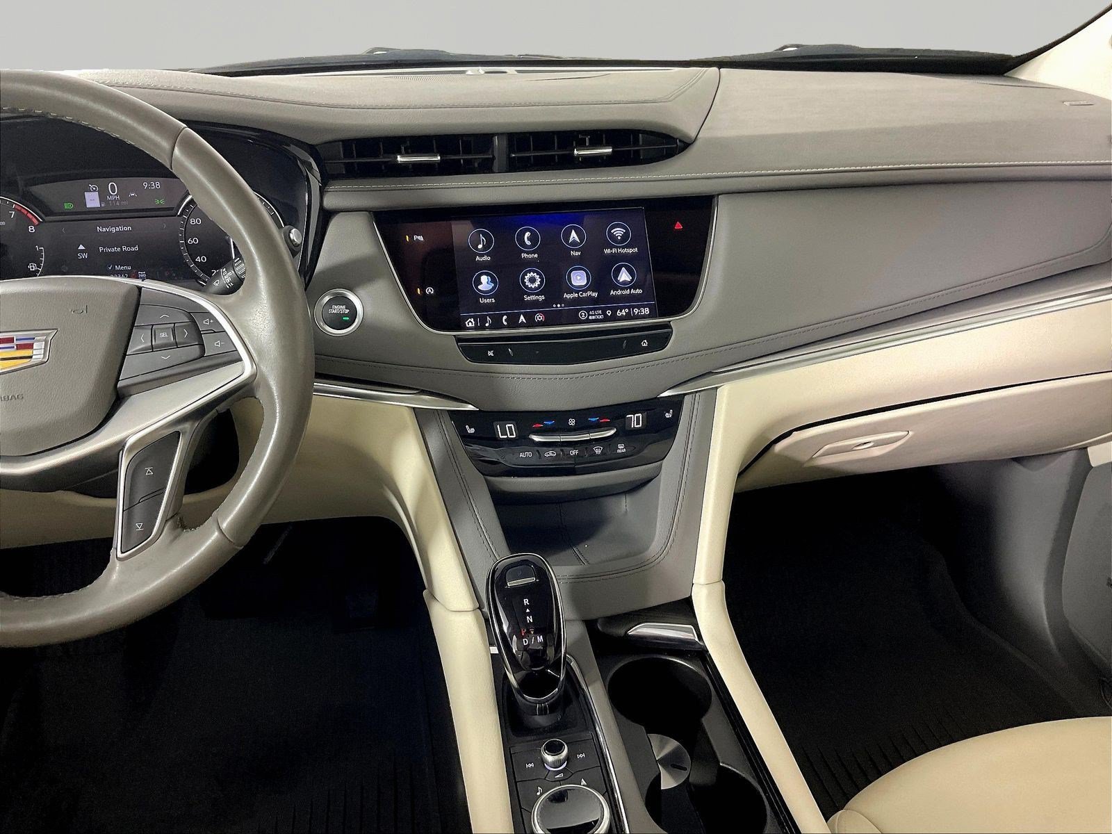 Used 2024 Cadillac XT5 Premium Luxury w/ LPO, Floor Liner Package AWD/4WD image 9