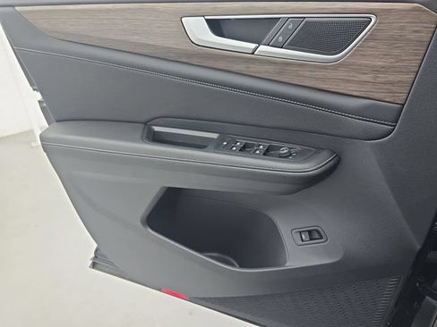 Certified 2025 Volkswagen Atlas SEL AWD/4WD image 29
