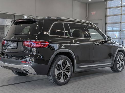 Certified 2025 Mercedes-Benz GLB 250 image 26