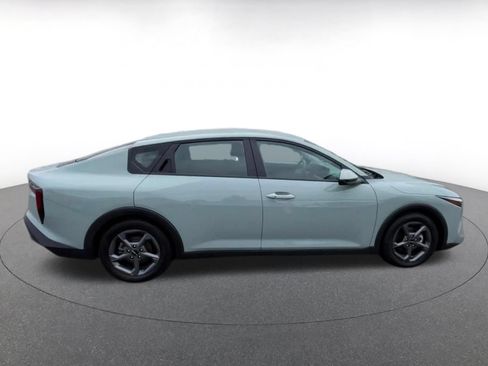 Used 2025 Kia K4 FWD image 16