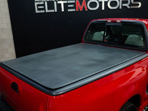 Used 1999 Ford F150 Lightning image 19