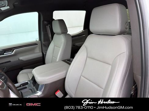 Used 2023 GMC Sierra 1500 SLT w/ SLT Premium Plus Package AWD/4WD image 10