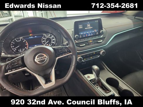Used 2020 Nissan Altima 2.5 SR w/ Premium Package image 21