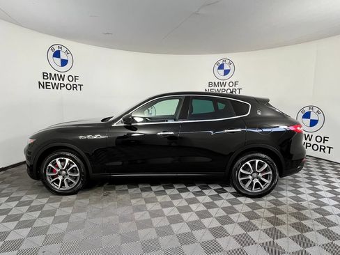 Used 2018 Maserati Levante AWD/4WD image 12
