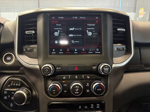 Used 2021 RAM 1500 Big Horn AWD/4WD image 9