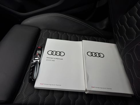 Used 2023 Audi RS 6 w/ Carbon Optic Package image 27