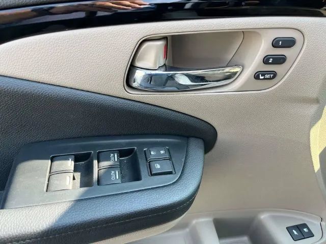 Used 2022 Honda Pilot Elite image 33