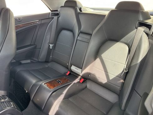 Used 2013 Mercedes-Benz E 350 Cabriolet image 16