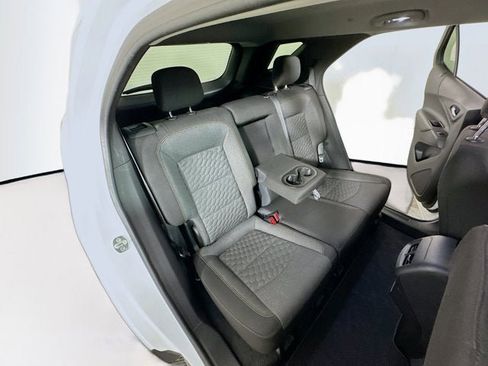 Used 2020 Chevrolet Equinox LT w/ Driver Convenience Package image 26