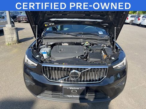 Certified 2025 Volvo XC40 B5 Plus AWD/4WD image 27