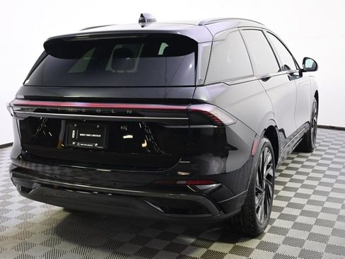 New 2026 Lincoln Nautilus Reserve w/ Jet Appearance Package image 6