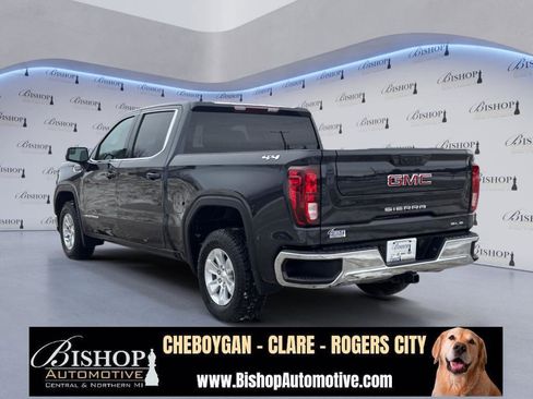 Used 2024 GMC Sierra 1500 SLE image 21