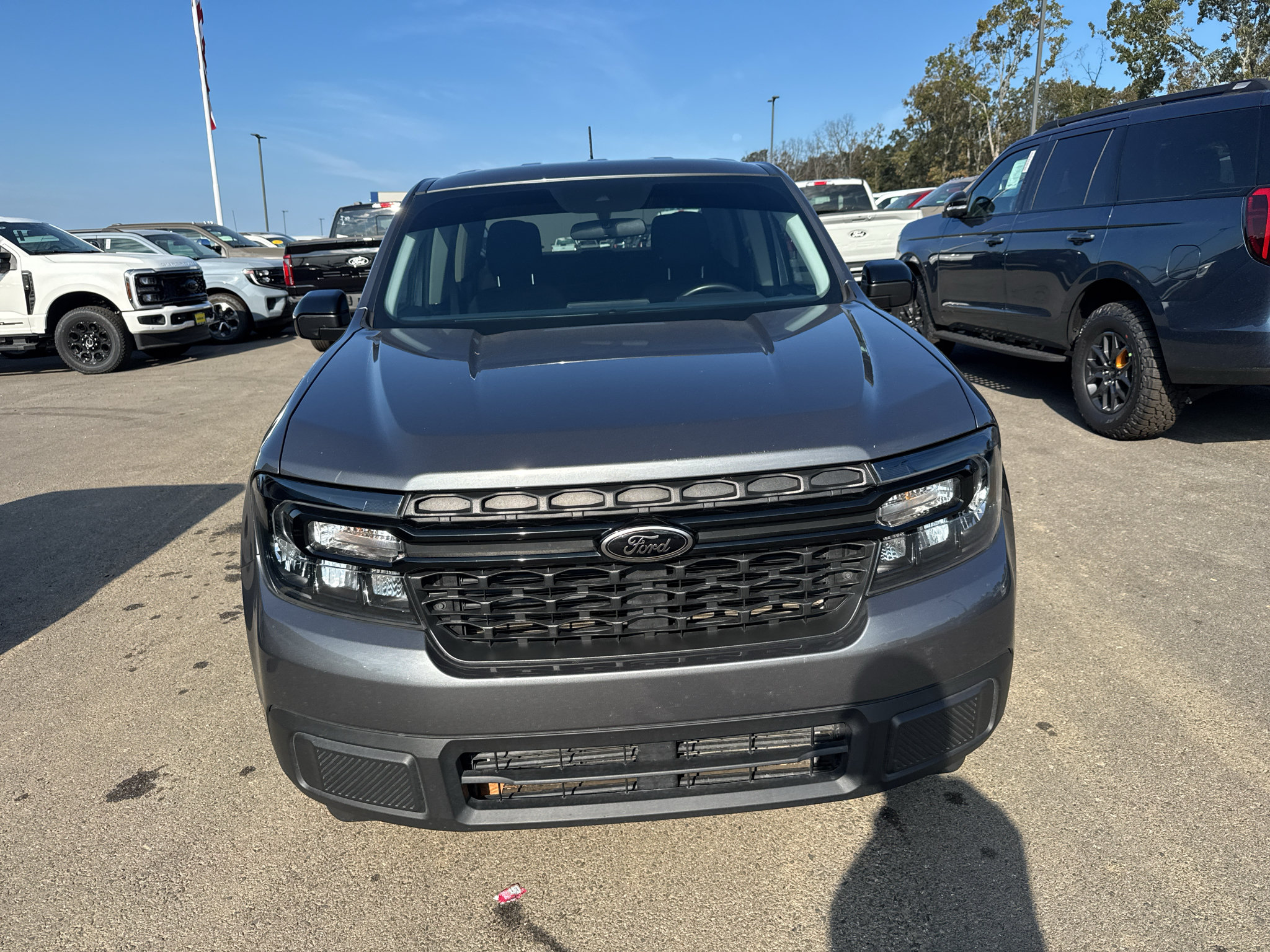 Used 2024 Ford Maverick XLT w/ XLT Luxury Package FWD image 2