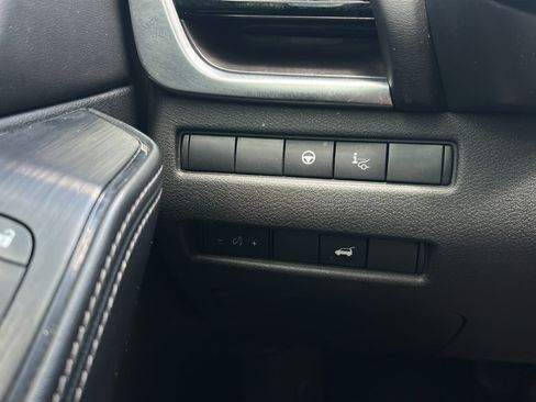 Used 2023 Nissan Rogue Platinum w/ Platinum Premium Package FWD image 31