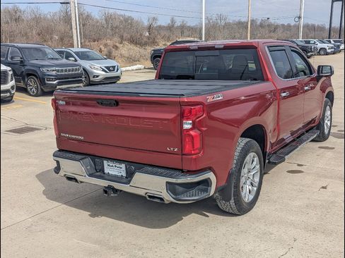 Used 2022 Chevrolet Silverado 1500 LTZ w/ LTZ Premium Package AWD/4WD image 7