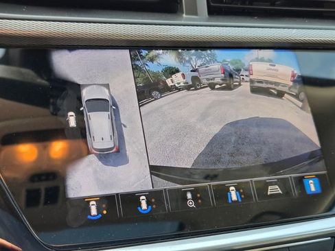 Used 2021 Buick Encore GX Select w/ Advanced Technology Package FWD image 18