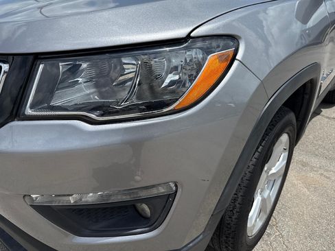 Used 2018 Jeep Compass Latitude w/ Popular Equipment Group AWD/4WD image 11