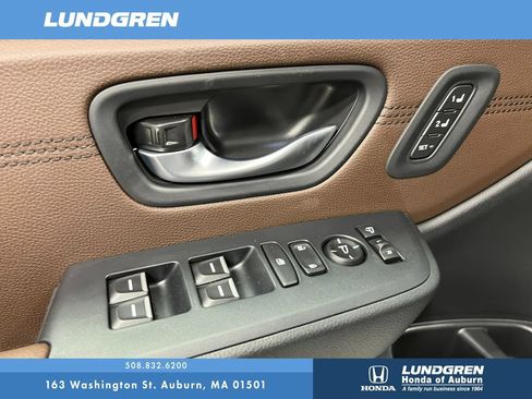 New 2026 Honda Pilot Touring image 11