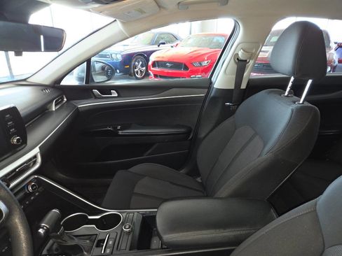 Used 2023 Kia K5 LXS FWD image 16