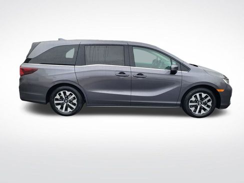 New 2026 Honda Odyssey EX-L image 2