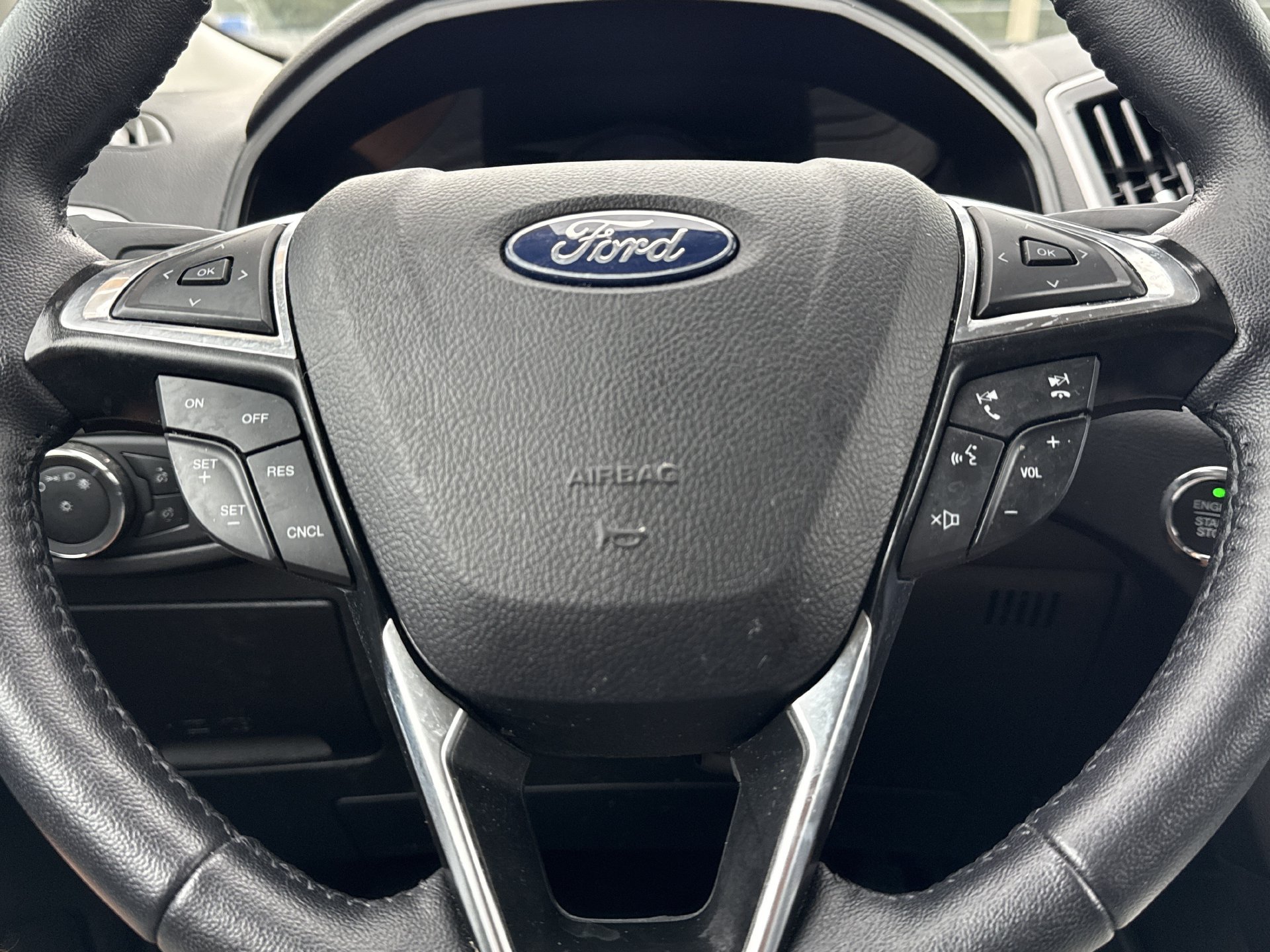 Used 2023 Ford Edge SEL w/ Convenience Package AWD/4WD image 10